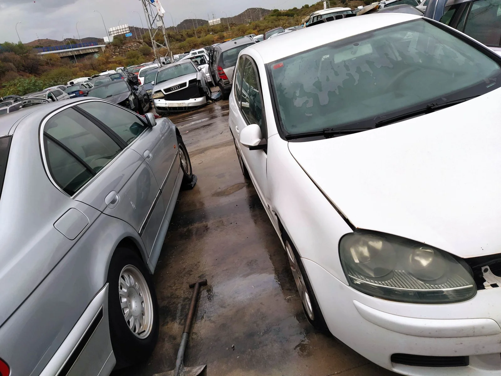 Foto de BRAZO SUSPENSION DELANTERO DERECHO VOLKSWAGEN GOLF V (1K1)(10.2003) 1.9 TDI (105 CV / 77 KW)