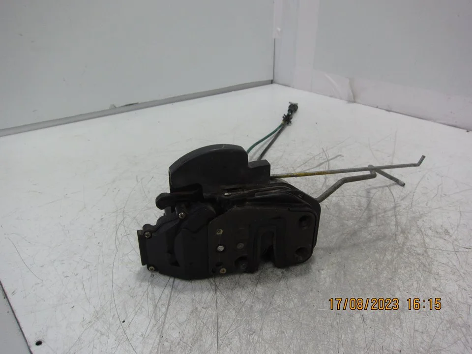 Foto de CERRADURA PUERTA TRASERA IZQUIERDA KIA CERATO (LD) 2.0 Turbodiesel CAT (113 CV / 83 KW) referencia LH1