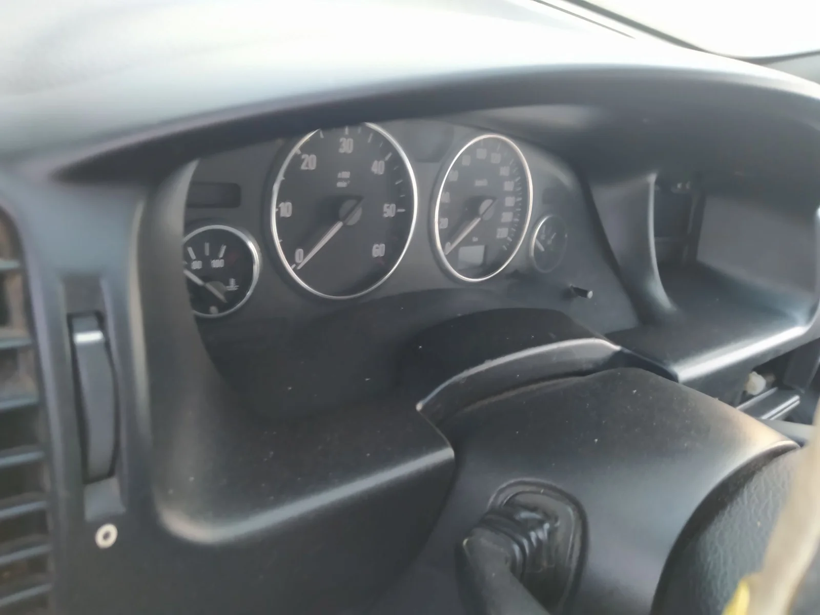 Foto de CUADRO INSTRUMENTOS OPEL ZAFIRA A 2.0 DTI (101 CV / 74 KW)