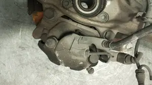 Foto de PINZA DE FRENO DELANTERA DERECHA AUDI A4 BERLINA (8E) 1.9 TDI (131 CV / 96 KW) referencia 8D0615124X