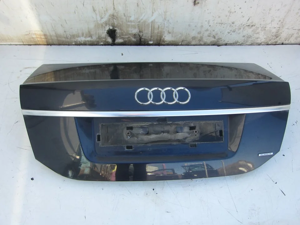 Foto de NO IDENTIFICADO AUDI A6 BERLINA (4F2) 4.2 V8 40V (335 CV / 246 KW)