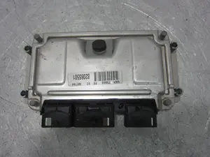 Foto de CENTRALITA MOTOR UCE PEUGEOT 307 (S1)(04.2001) 1.6 16V CAT (109 CV / 80 KW) referencia 9638765680