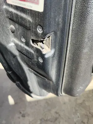 Foto de CERRADURA PUERTA DELANTERA IZQUIERDA PEUGEOT 206 1.4  (75 CV / 55 KW) referencia 9135H3