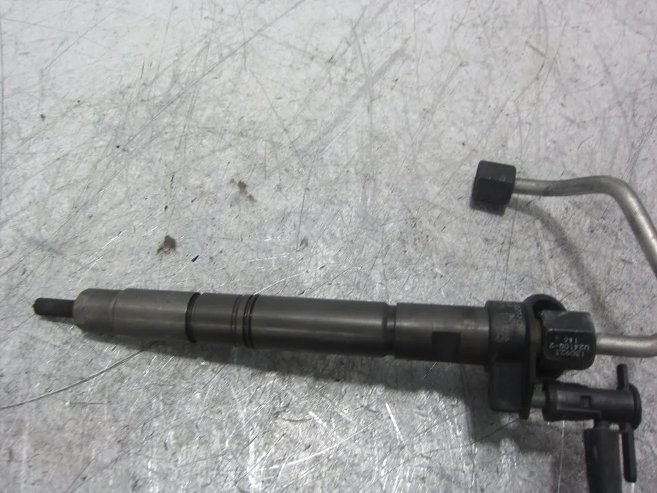 Foto de INYECTOR PORSCHE CAYENNE (TIPO 92A) referencia 0445117