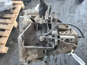 Foto de CAJA CAMBIOS PEUGEOT 207 1.6 16V HDi (90 CV / 66 KW) foto 5