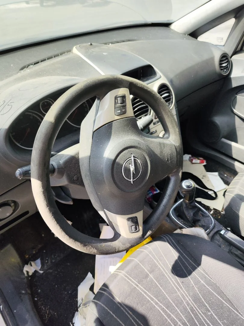 Foto de VOLANTE OPEL CORSA D 1.3 16V CDTI (75 CV / 55 KW) referencia 13155558