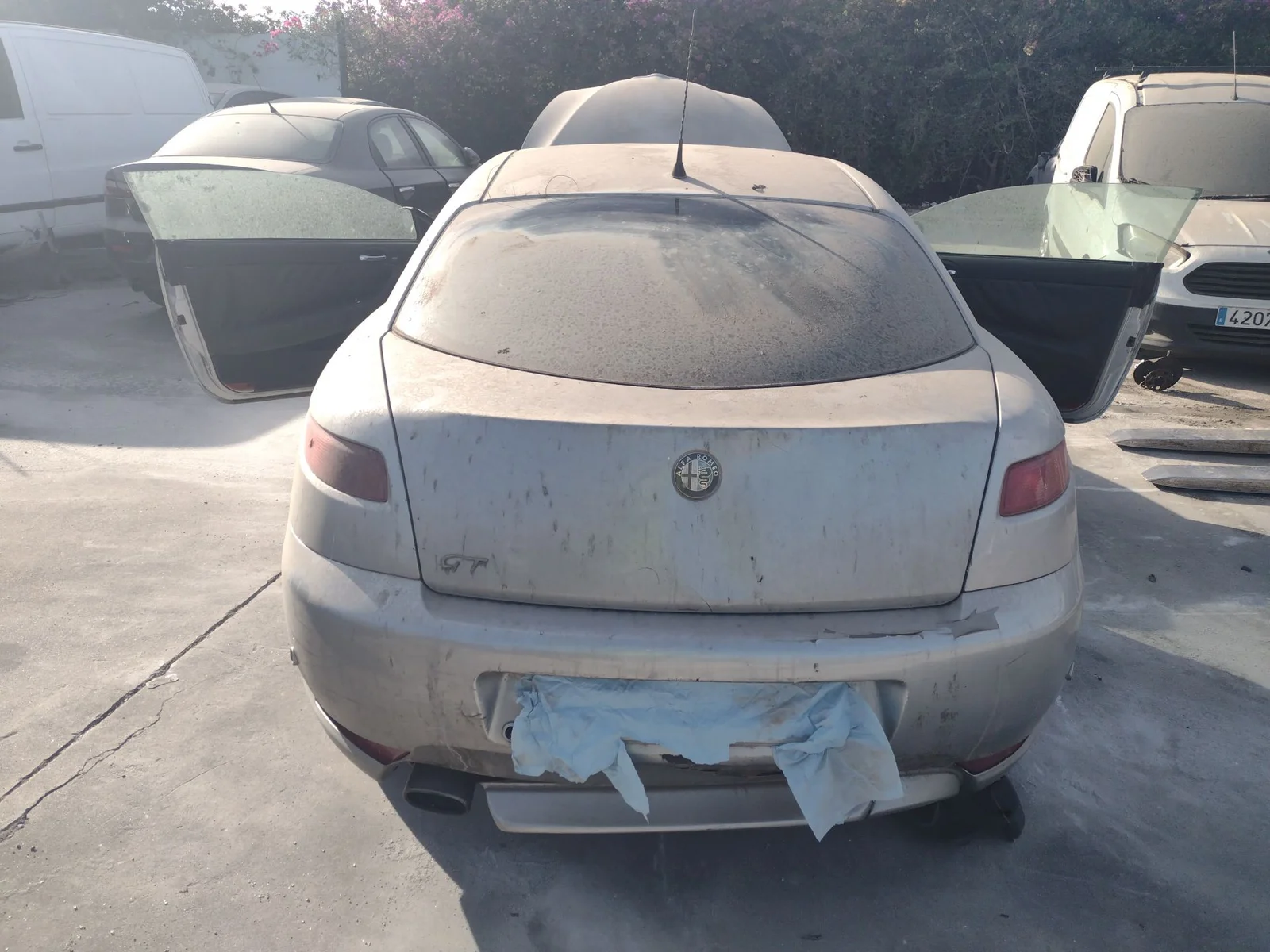 Foto de PORTON TRASERO ALFA ROMEO GT (125) 1.9 JTD (M) 16V CAT (150 CV / 110 KW) referencia 0050501658