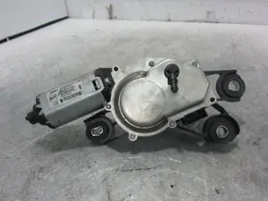 Foto de MOTOR LIMPIA TRASERO SEAT IBIZA BERLINA (6J5) 1.6 TDI (105 CV / 77 KW) referencia 6J4955711A