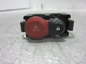 Foto de WARNING RENAULT MODUS I 1.5 dCi Diesel (82 CV / 60 KW) referencia 88300000