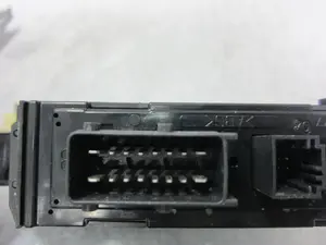 Foto de MOTOR ELEVALUNAS DELANTERO IZQUIERDO PEUGEOT 307 BREAK / SW (S1)(04.2002) 2.0 HDi FAP CAT (107 CV / 79 KW) referencia 9637130580 foto 2