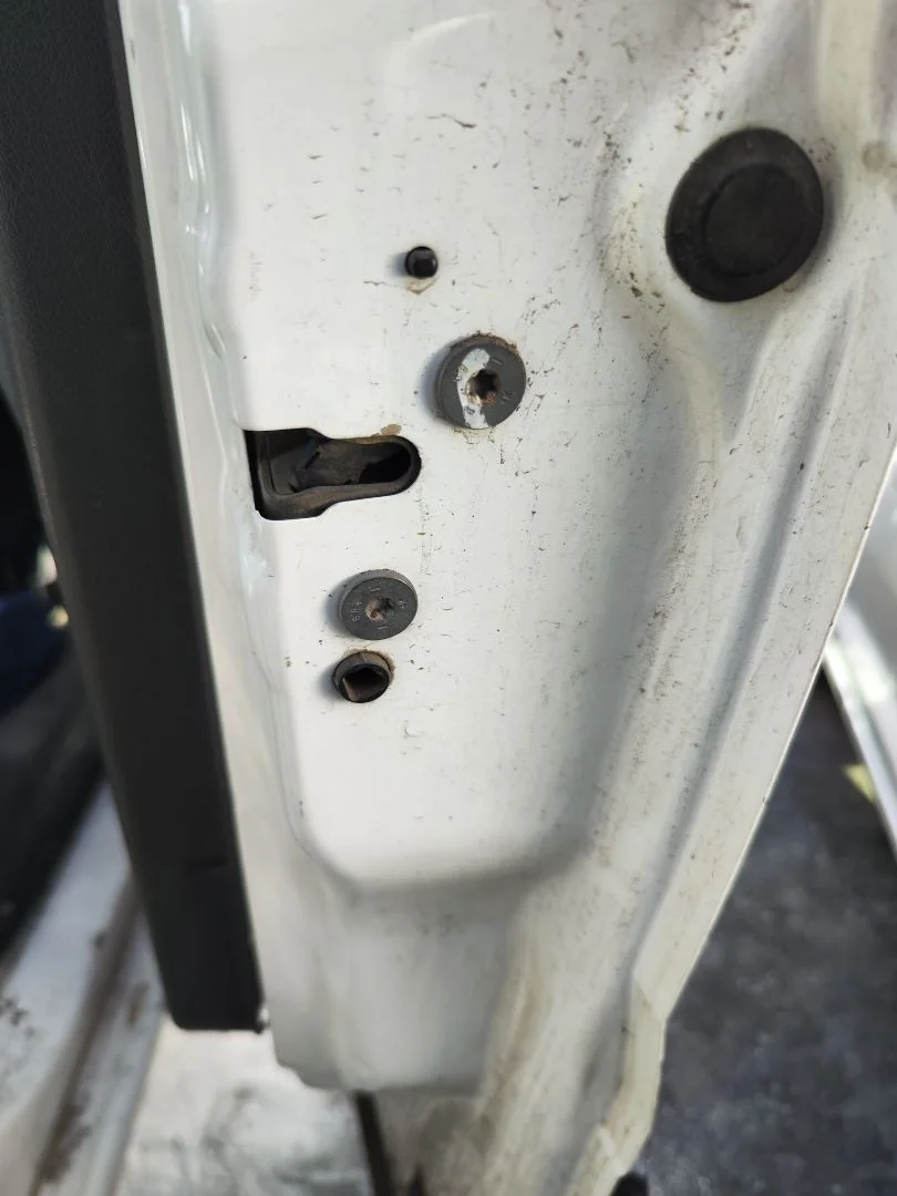 Foto de CERRADURA PUERTA DELANTERA DERECHA CITROEN JUMPY 2.0 HDi CAT (RHK / DW10UTED4) (120 CV / 88 KW) referencia 9136CA