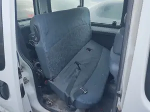 Foto de ASIENTO TRASERO RENAULT KANGOO I (F/KC0) 1.2  (58 CV / 43 KW)