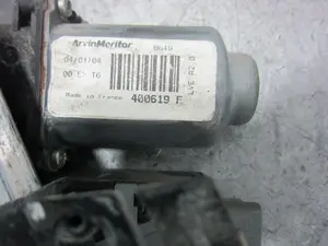 Foto de ELEVALUNAS DELANTERO IZQUIERDO CITROEN C3 1.4 HDi (68 CV / 50 KW) referencia 9221AQ foto 6