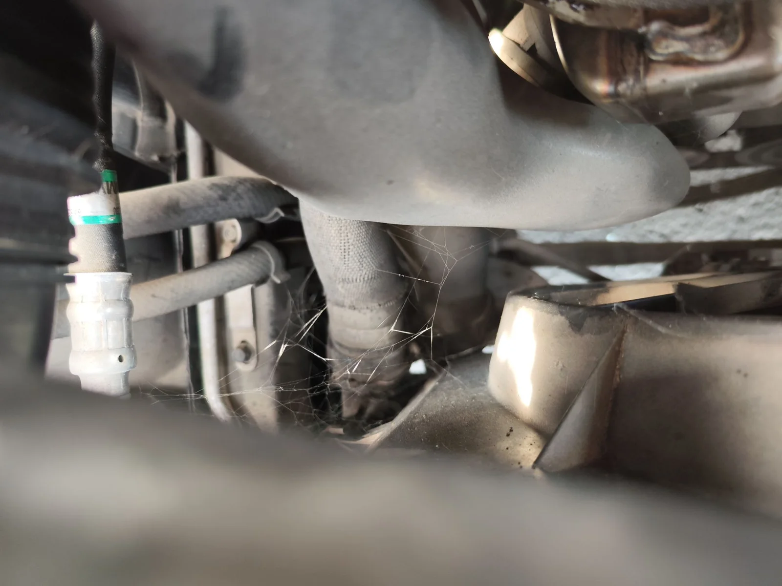 Foto de MANGUERAS INTERCOOLER BMW SERIE 1 BERLINA (E81/E87) 2.0 16V Diesel CAT (122 CV / 90 KW)