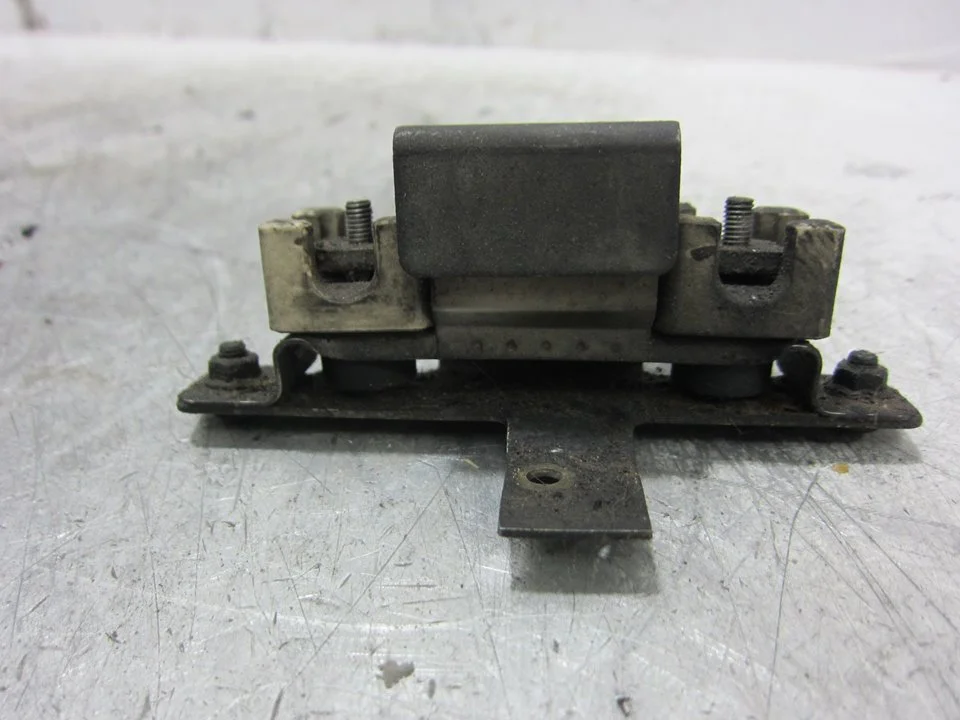 Foto de RELE ELECTROVENTILADORES MERCEDES-BENZ CLASE 124 (BM 124) BERLINA 3.0 CAT (180 CV / 132 KW) referencia 0001583945