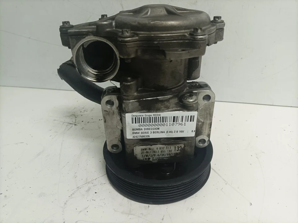 Foto de BOMBA DIRECCION BMW SERIE 3 BERLINA (E46) referencia 32427500335