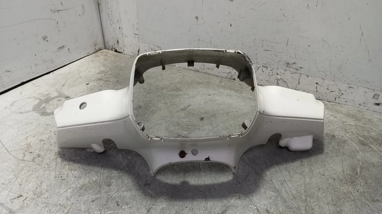 Foto de NO IDENTIFICADO PIAGGIO (VESPA) (VESPA) LX 49.40 cc 3.01 ci (4.29 cv 3.1 kw a 8500 rpm) referencia 654263