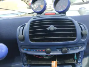 Foto de MANDO CALEFACCION / AIRE ACONDICIONADO SMART CITY-COUPE 0.6 Turbo CAT (54 CV / 40 KW)