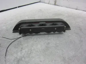 Foto de LUZ CENTRAL DE FRENO MITSUBISHI SPACE STAR (DG0) 1.9 DI-D CAT (102 CV / 75 KW) referencia 0996400 foto 2