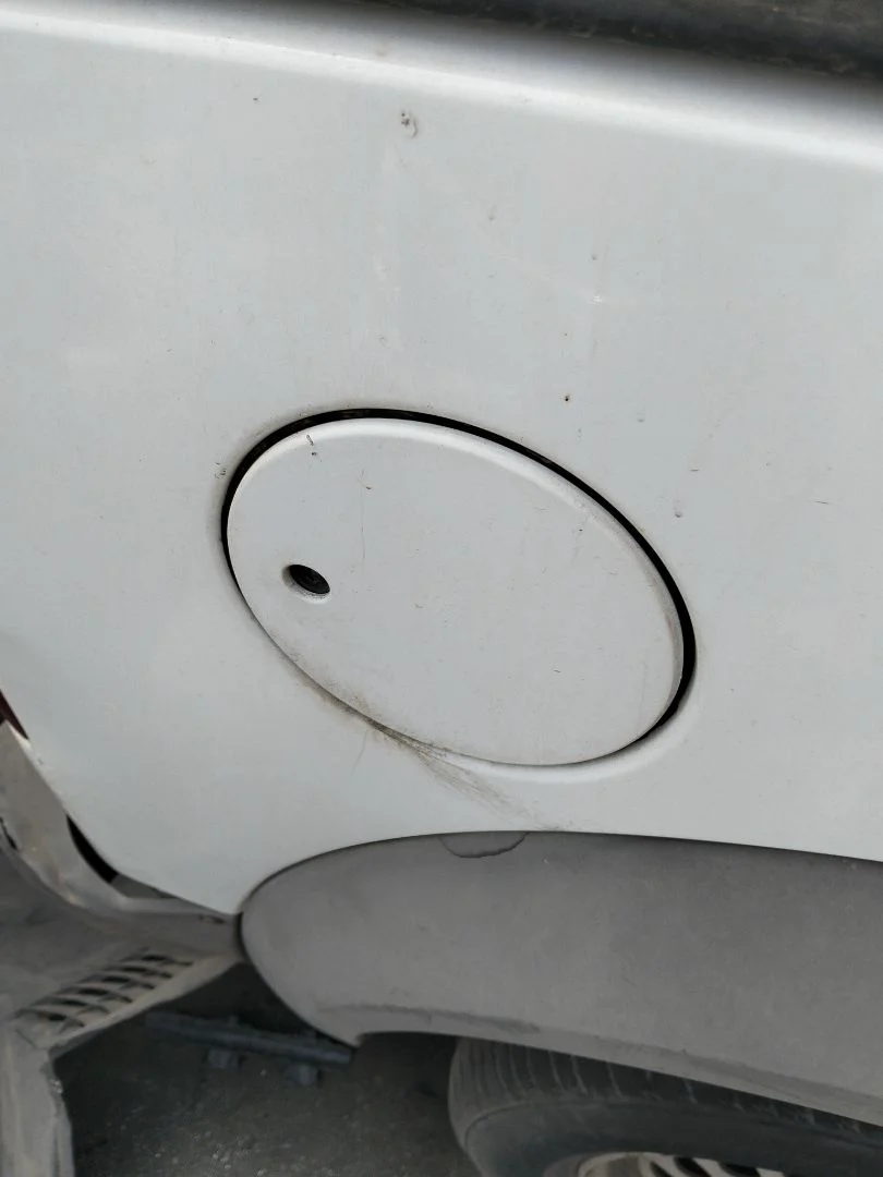 Foto de TAPA EXTERIOR COMBUSTIBLE FORD TRANSIT CONNECT (TC7) 1.8 TDCi CAT (110 CV / 81 KW) referencia 5125863
