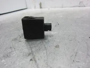 Foto de INTERRUPTOR CITROEN GRAND C4 PICASSO 1.6 16V HDi FAP (109 CV / 80 KW) referencia 96384422XT foto 2