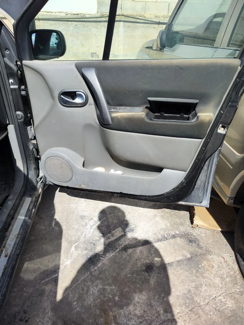 Foto de GUARNECIDO PUERTA DELANTERA DERECHA RENAULT SCENIC II (JM) 1.9 dCi Diesel (120 CV / 88 KW) referencia 7701056914