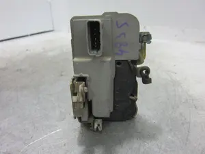 Foto de CERRADURA PUERTA DELANTERA IZQUIERDA PEUGEOT PARTNER (S2) 1.9 Diesel (69 CV / 51 KW) foto 4