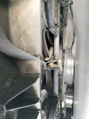Foto de ELECTROVENTILADOR AUDI A4 BERLINA (8K2) 2.0 16V TDI (143 CV / 105 KW) foto 3