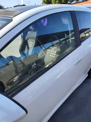 Foto de LUNA DELANTERA IZQUIERDA FIAT GRANDE PUNTO (199) 1.4  (95 CV / 70 KW) referencia 0051869141