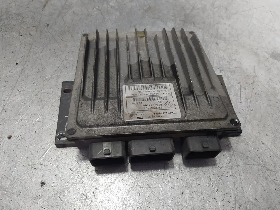 Foto de CENTRALITA MOTOR UCE RENAULT CLIO II FASE II (B/CB0) 1.5 dCi Diesel (82 CV / 60 KW) referencia 8200331477