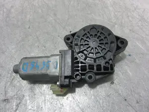 Foto de MOTOR ELEVALUNAS DELANTERO DERECHO HYUNDAI TUCSON (JM) 2.0 CRDi CAT (113 CV / 83 KW) referencia 3130034192 foto 2