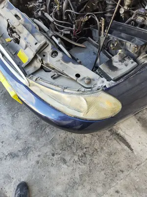 Foto de FARO IZQUIERDO FORD MONDEO BERLINA (GD) 1.8 Turbodiesel CAT (90 CV / 66 KW) referencia 1110520 foto 2