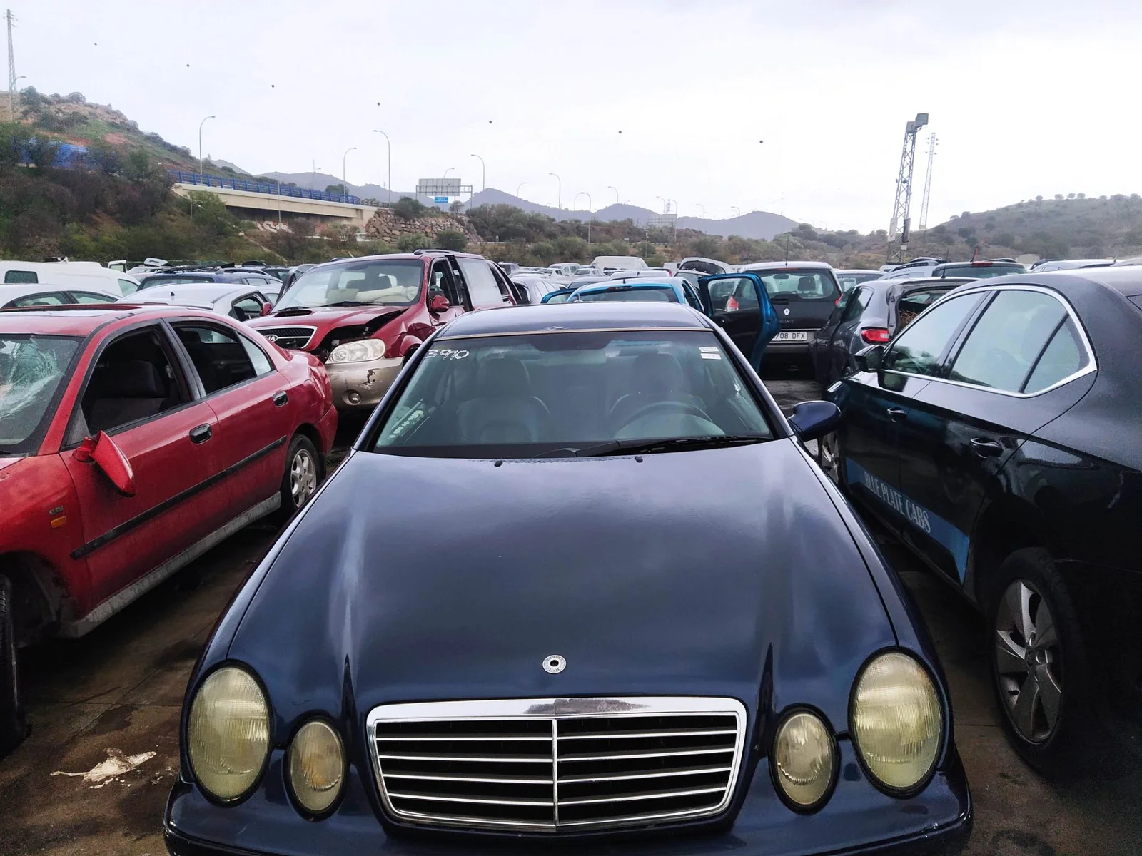 Foto de CAPO MERCEDES-BENZ CLK (BM 208) COUPE 3.2 V6 18V CAT (218 CV / 160 KW) referencia A208880025728