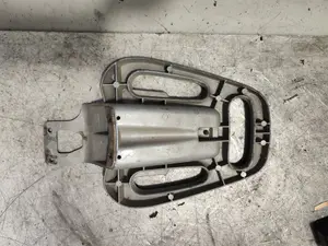 Foto de PORTAMALETAS PIAGGIO (VESPA) VESPA ET 2 49 cm3 - 3.2 kW (0 CV / 0 KW) referencia 573633 foto 2