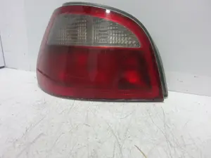 Foto de PILOTO TRASERO IZQUIERDO RENAULT MEGANE I FASE 2 BERLINA (BA0) 1.9 dTi Diesel (80 CV / 59 KW) referencia 7700428320