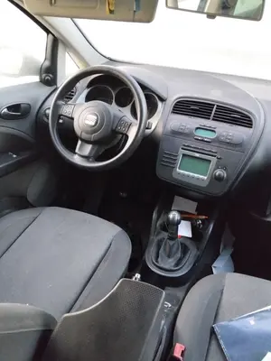 Foto de MANDO LUCES SEAT ALTEA (5P1) 1.9 TDI (105 CV / 77 KW) referencia 1K0953513E 9B9