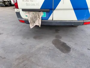 Foto de REFUERZO PARAGOLPES TRASERO VOLKSWAGEN CRAFTER FURGÓN (2E) 2.5 TDI DPF (109 CV / 80 KW)