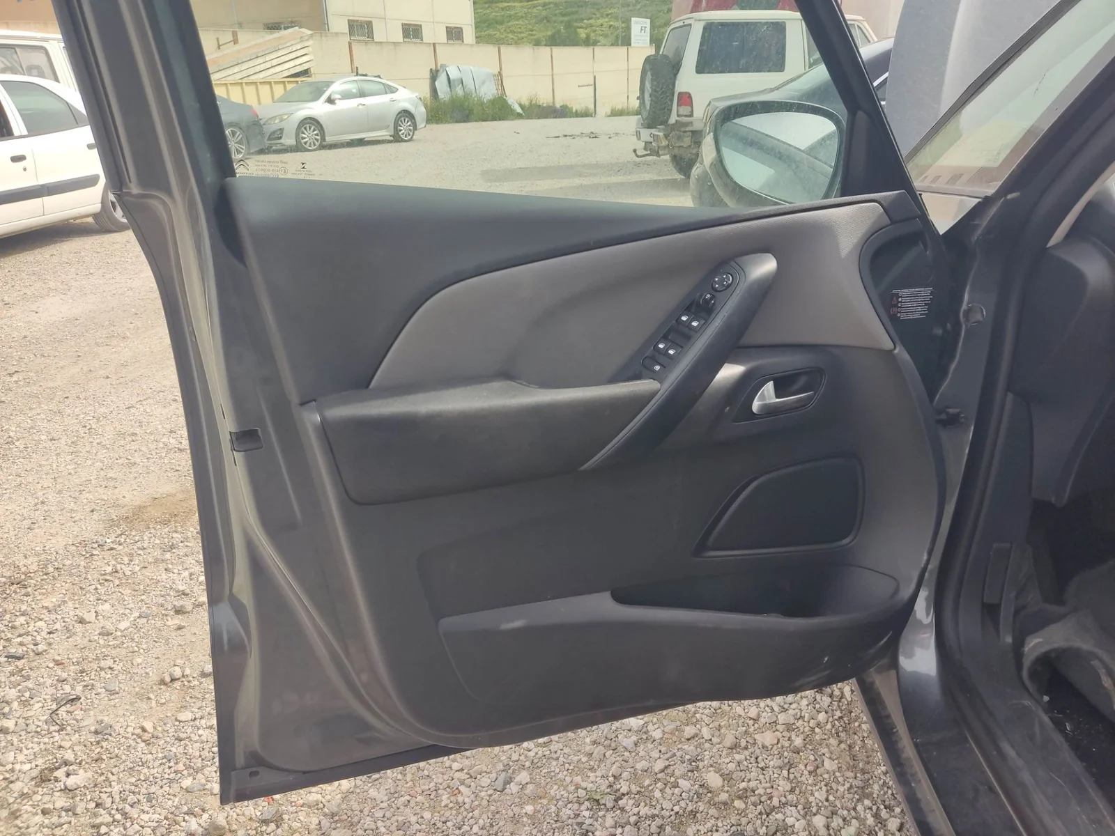 Foto de GUARNECIDO PUERTA DELANTERA IZQUIERDA CITROEN C4 PICASSO/SPACETOURER 1.6 HDi FAP (92 CV / 68 KW) referencia 96767325YC