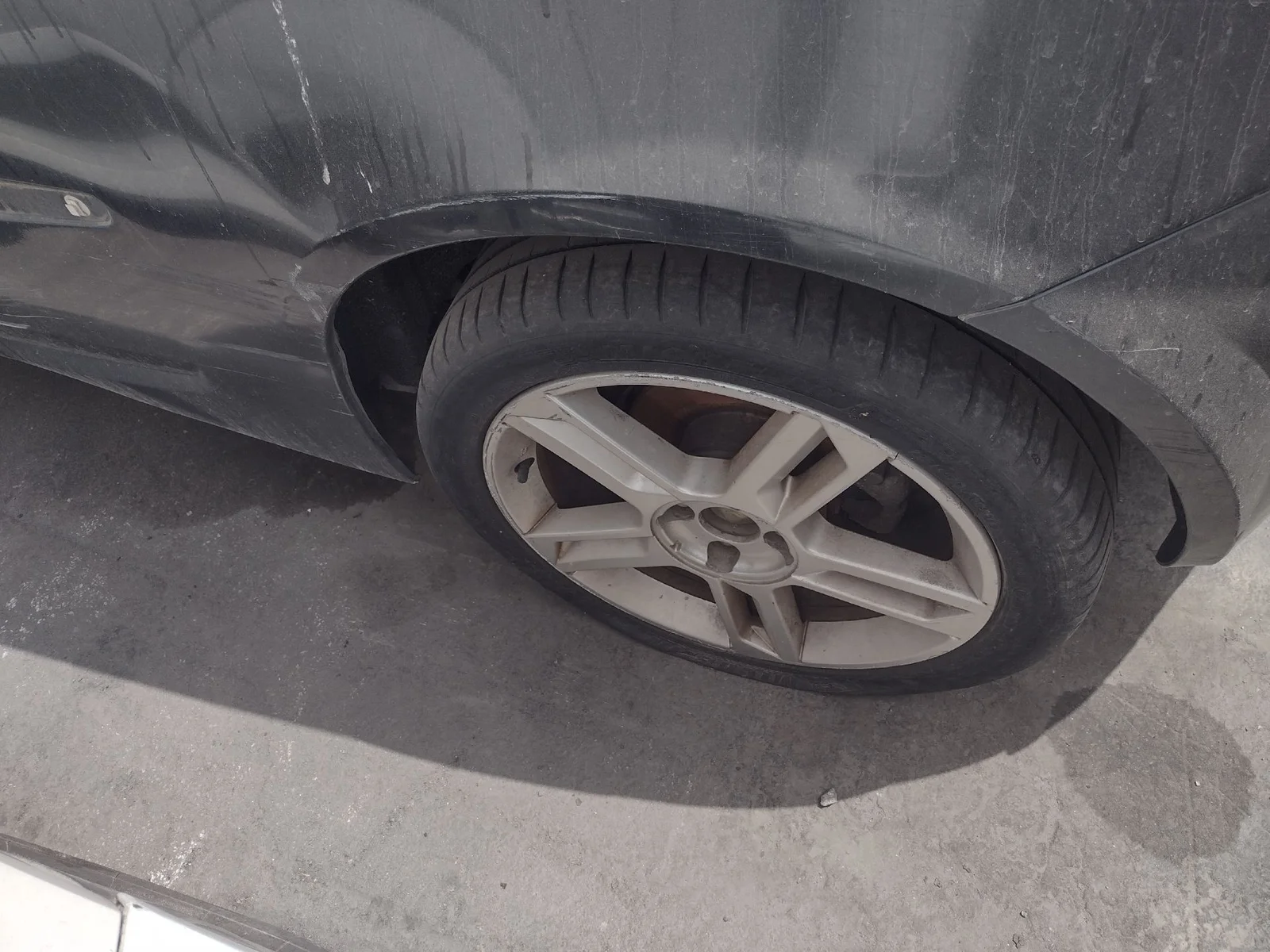 Foto de PASO RUEDA TRASERO IZQUIERDO FIAT STILO (192) 1.9 JTD CAT (116 CV / 85 KW)