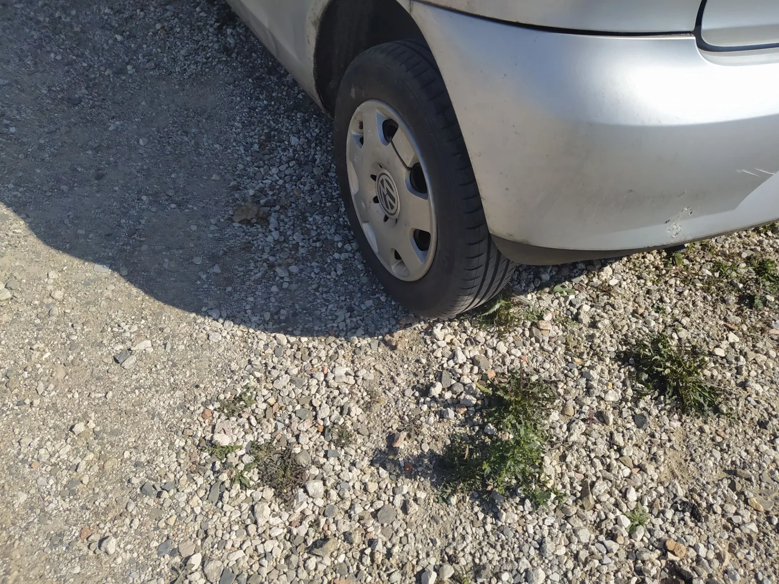 Foto de PARAGOLPES TRASERO VOLKSWAGEN FOX (5Z1)(04.2005) 1.4 (75 CV / 55 KW)