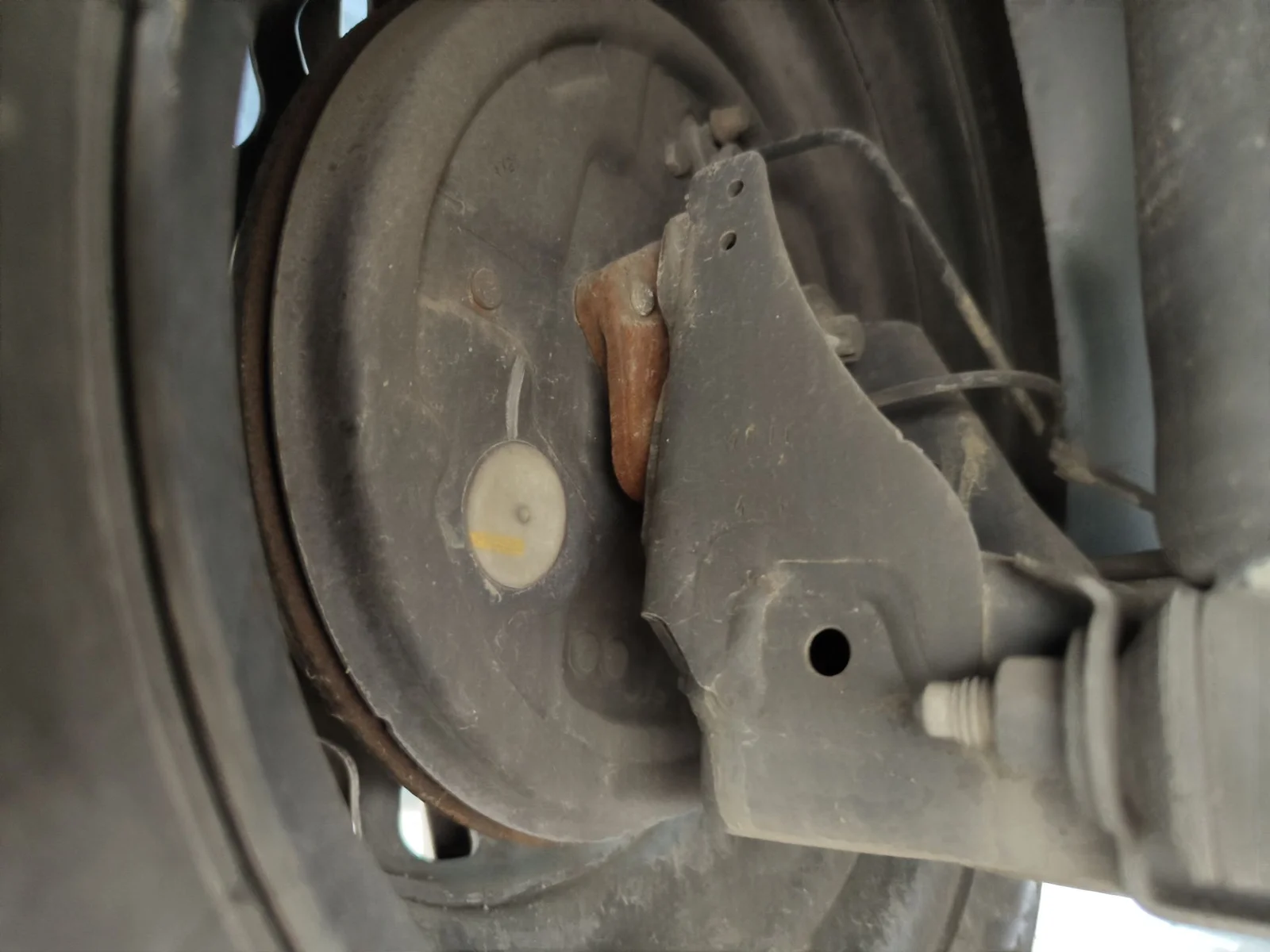 Foto de MANGUETA TRASERA IZQUIERDA OPEL CORSA D 1.3 16V CDTI (75 CV / 55 KW)