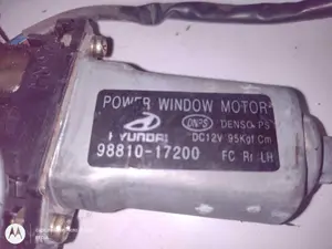 Foto de ELEVALUNAS TRASERO IZQUIERDO HYUNDAI MATRIX (FC) 1.5 CRDi CAT (82 CV / 60 KW) referencia 9881017200 foto 4