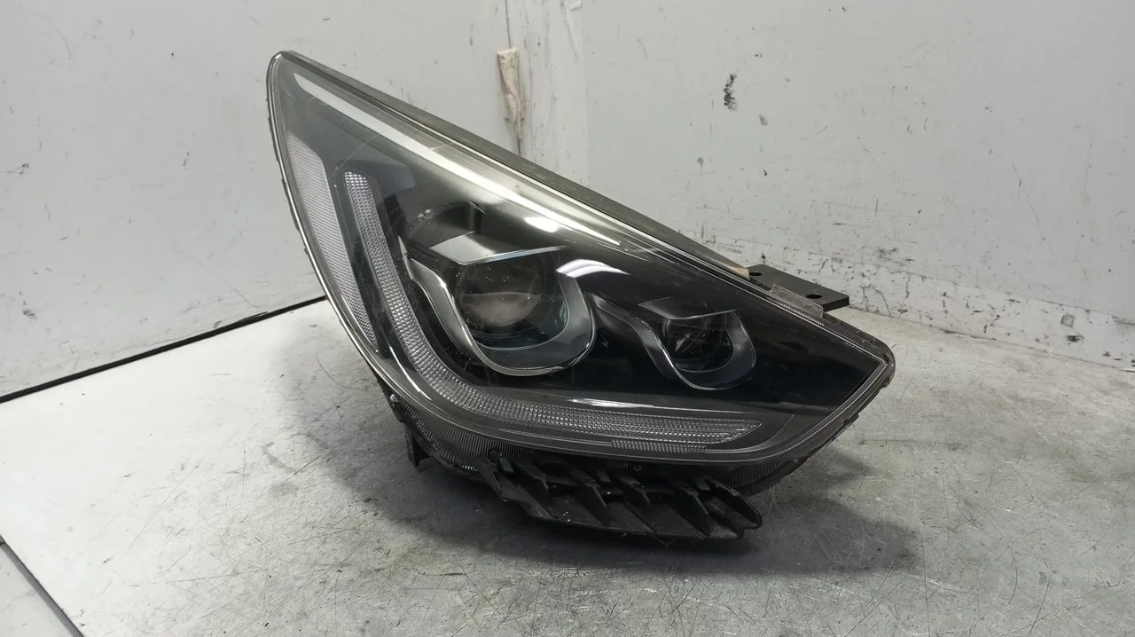 Foto de FARO DERECHO KIA NIRO (SG2) Híbrido 104 kW (1.6 Ltr. - 77 kW) (141 CV / 104 KW) referencia 92102AT000