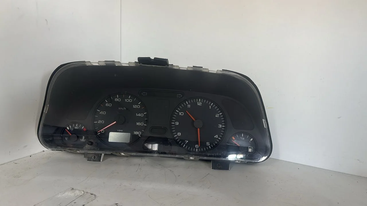 Foto de CUADRO INSTRUMENTOS PEUGEOT 306 3/5 PT. / 4 PT. (S2) referencia 81115530