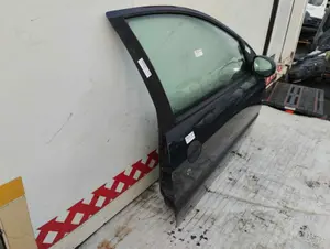 Foto de PUERTA DELANTERA DERECHA PEUGEOT 206 + 1.1 (60 CV / 44 KW) foto 9