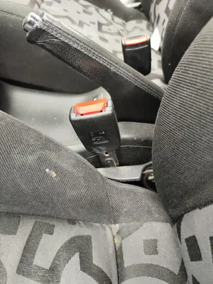 Foto de PRETENSOR AIRBAG IZQUIERDO VOLKSWAGEN BORA BERLINA (1J2)(1998) 1.9 TDI (110 CV / 81 KW)