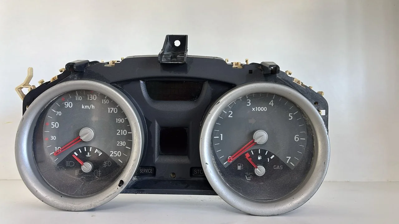 Foto de CUADRO INSTRUMENTOS RENAULT MEGANE II BERLINA 5P referencia 9129172