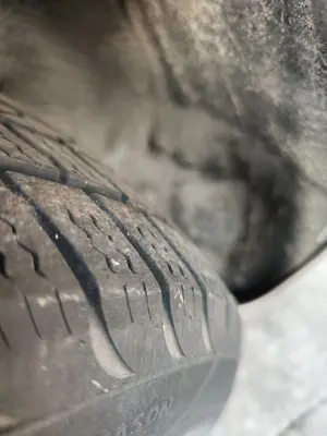 Foto de PASO RUEDA TRASERO IZQUIERDO ALFA ROMEO 159 (140) 1.9 JTD (M) 16V CAT (150 CV / 110 KW)