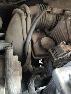 Foto de TUBO RENAULT SCENIC II (JM) 1.9 dCi Diesel (120 CV / 88 KW)
