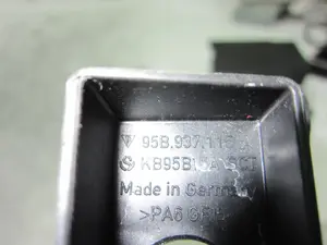 Foto de EMBELLECEDOR PORSCHE MACAN (95BA) referencia 95B937115A foto 4